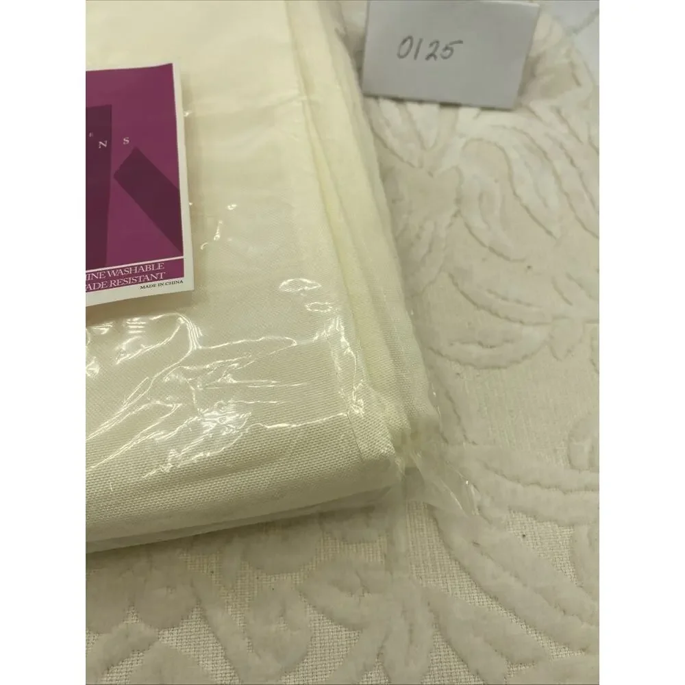 Kadut Cloth Napkins - 17 x 17 Ivory Solid Washable Polyester Dinner Napkins 12pk